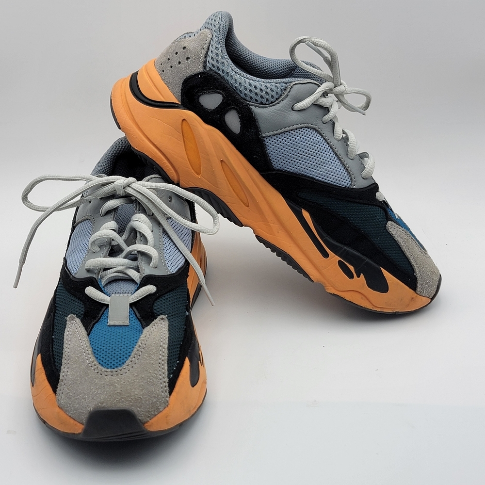 Yeezy Boost 700 Wash Orange Men's SIZE 7. #1581